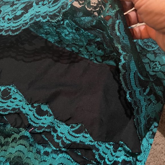 Dubai Lace saree , Green - Picture 4 of 5